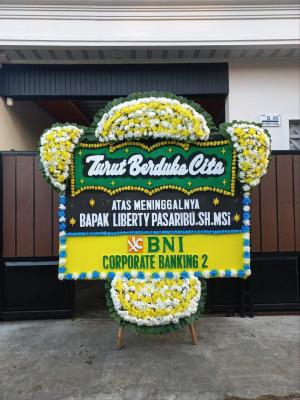 Papan Bunga Duka di Siokona