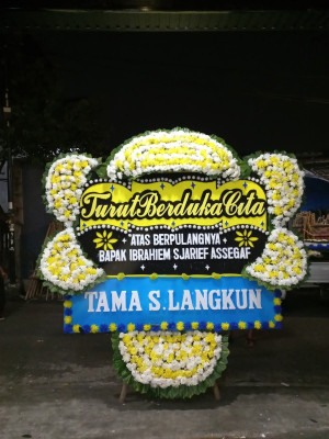 Papan Bunga Duka di Siokona